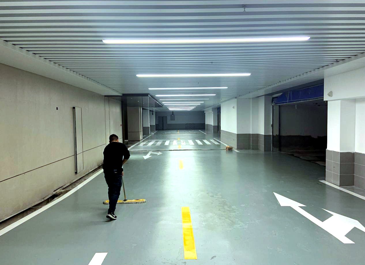车库地坪完工